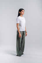 Women Crinkle Trousers in Olive