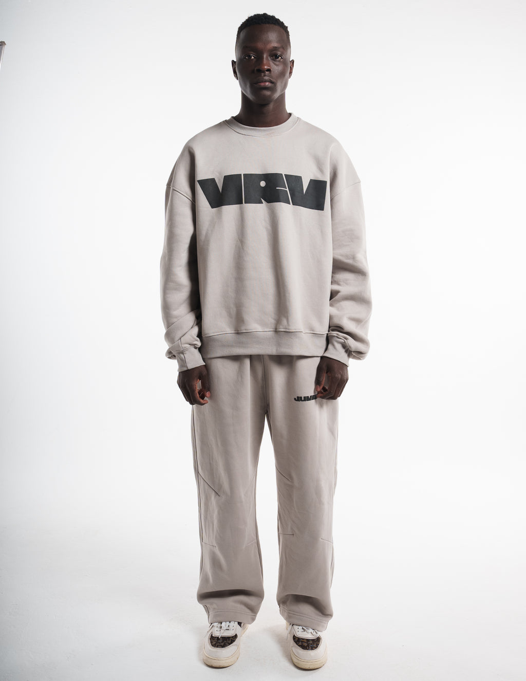 BRIO V1 Crewneck