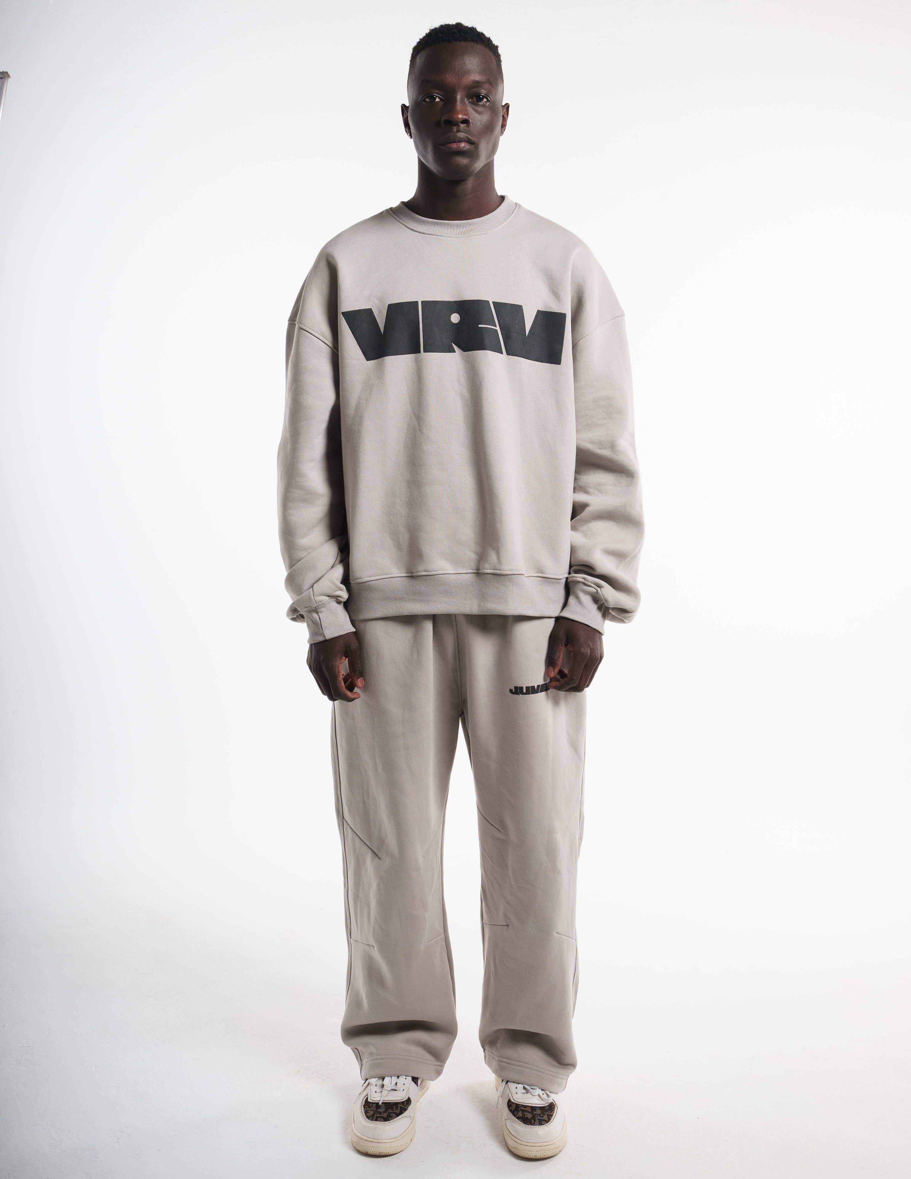 BRIO V1 Crewneck
