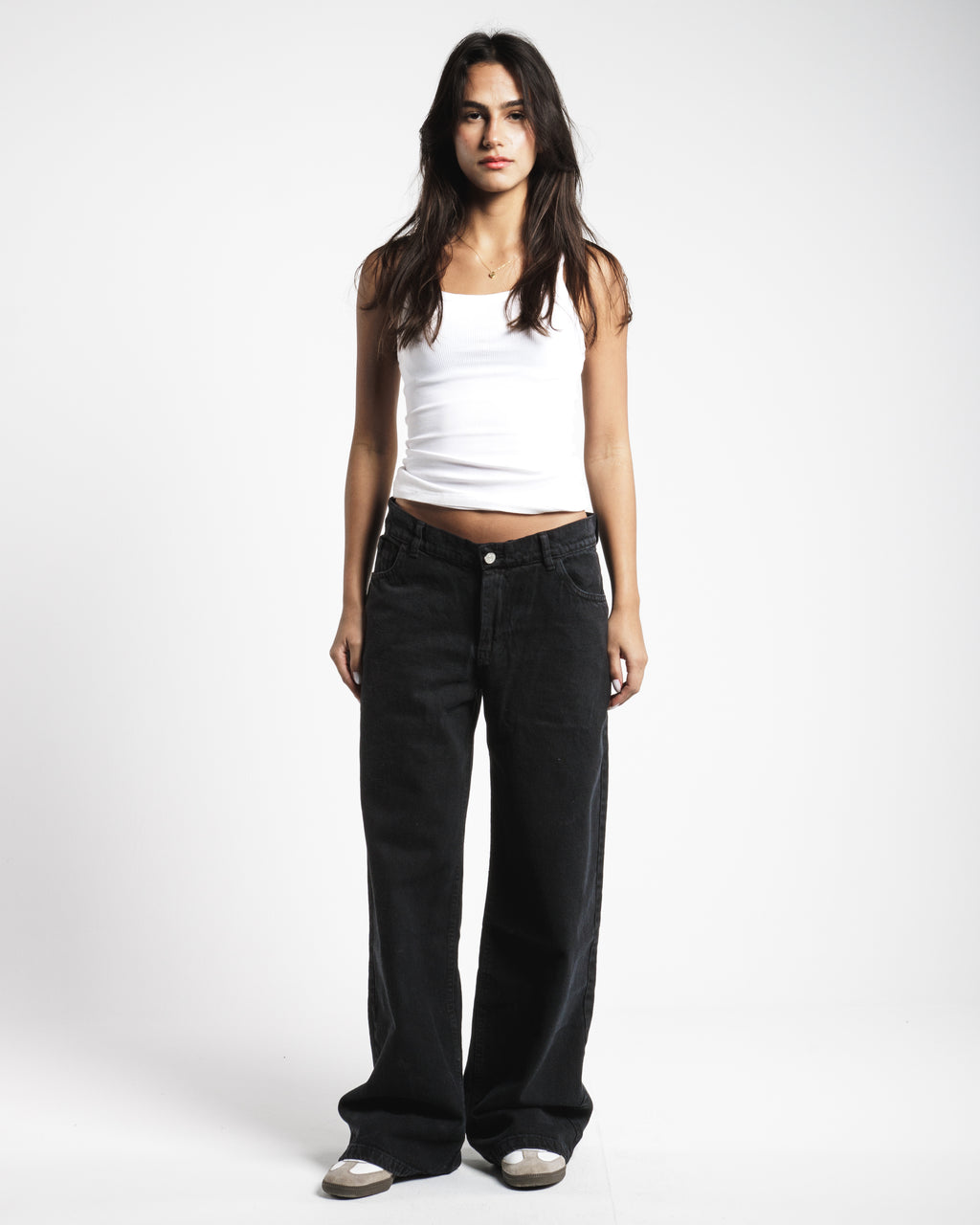 Women Low Rise Baggy Jeans - Solid Black