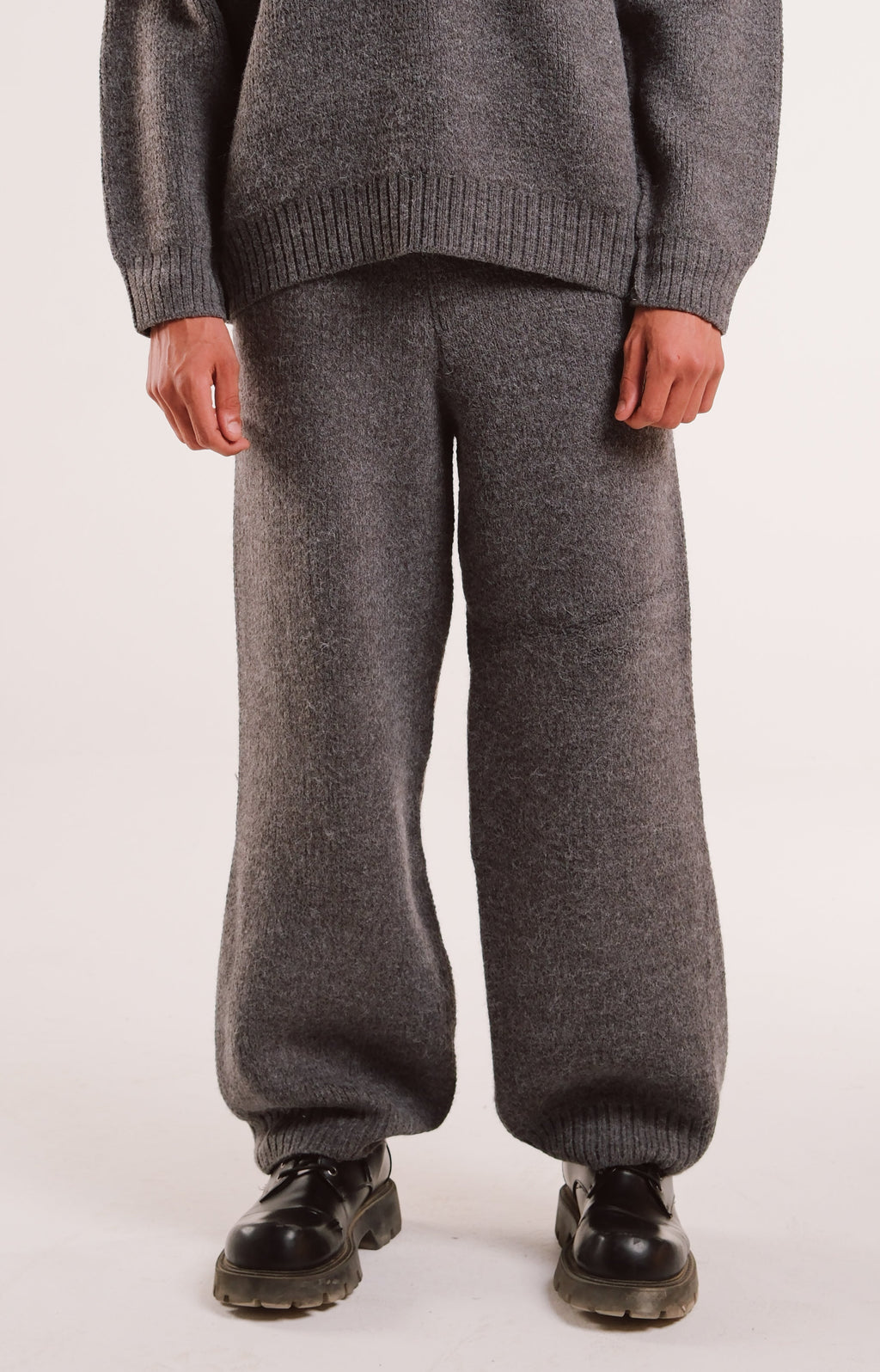 Heavy Knit Stacks in Latte Grain