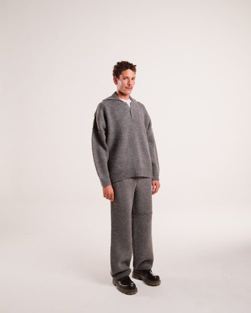 Heavy Knit Stacks in Latte Grain