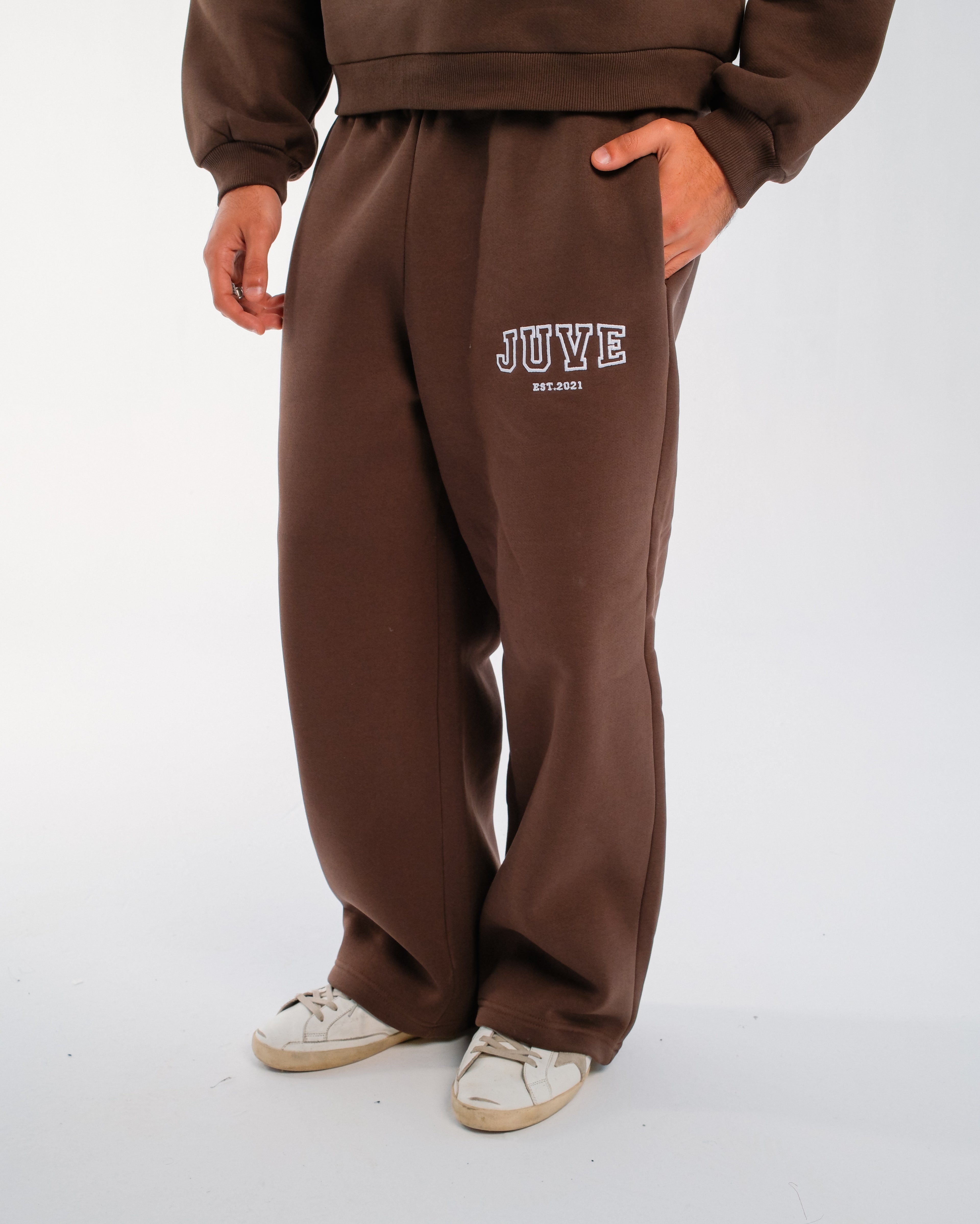 JUVE Signature Sweats in Brown