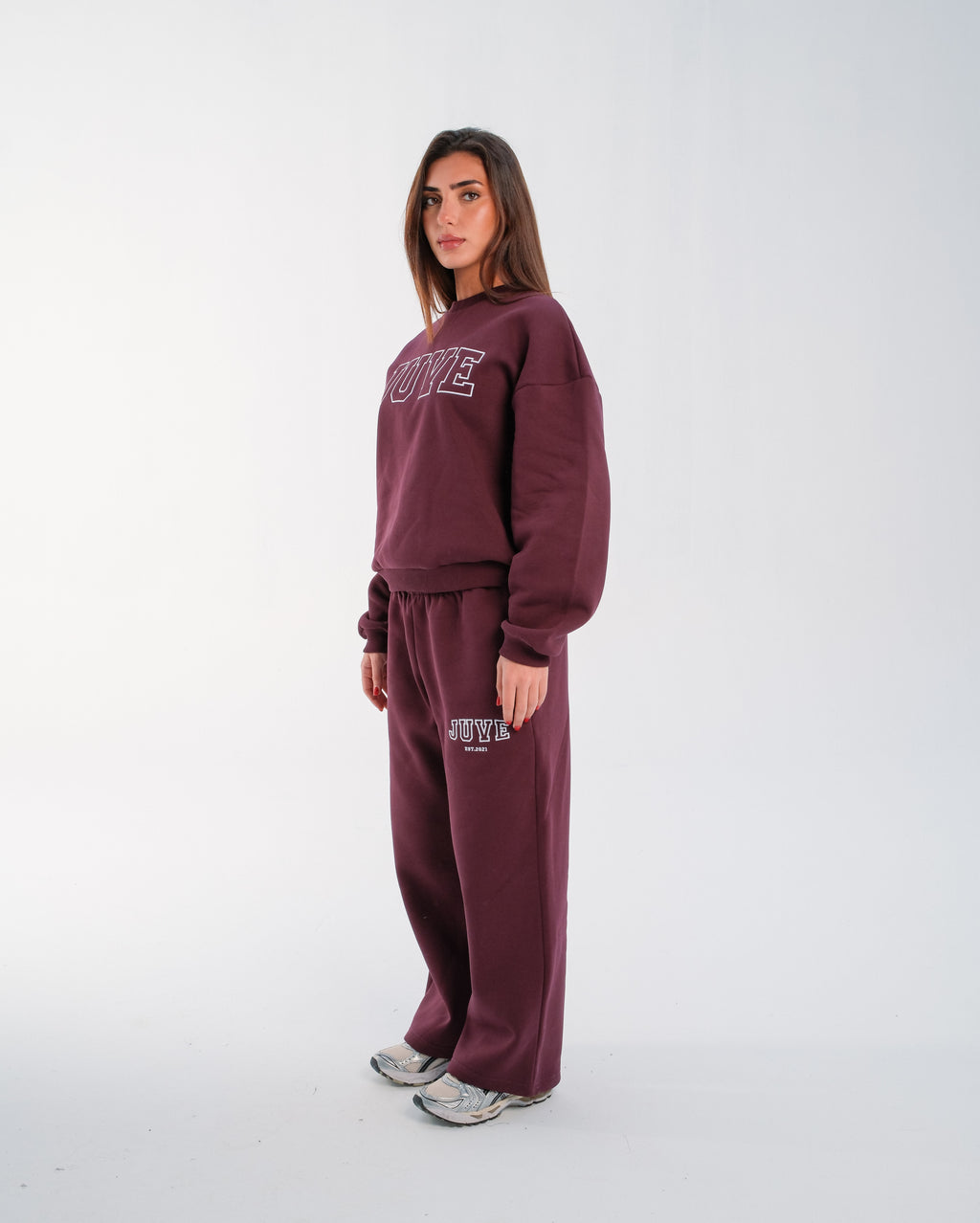 JUVE Signature Crewneck in Dark Cherry
