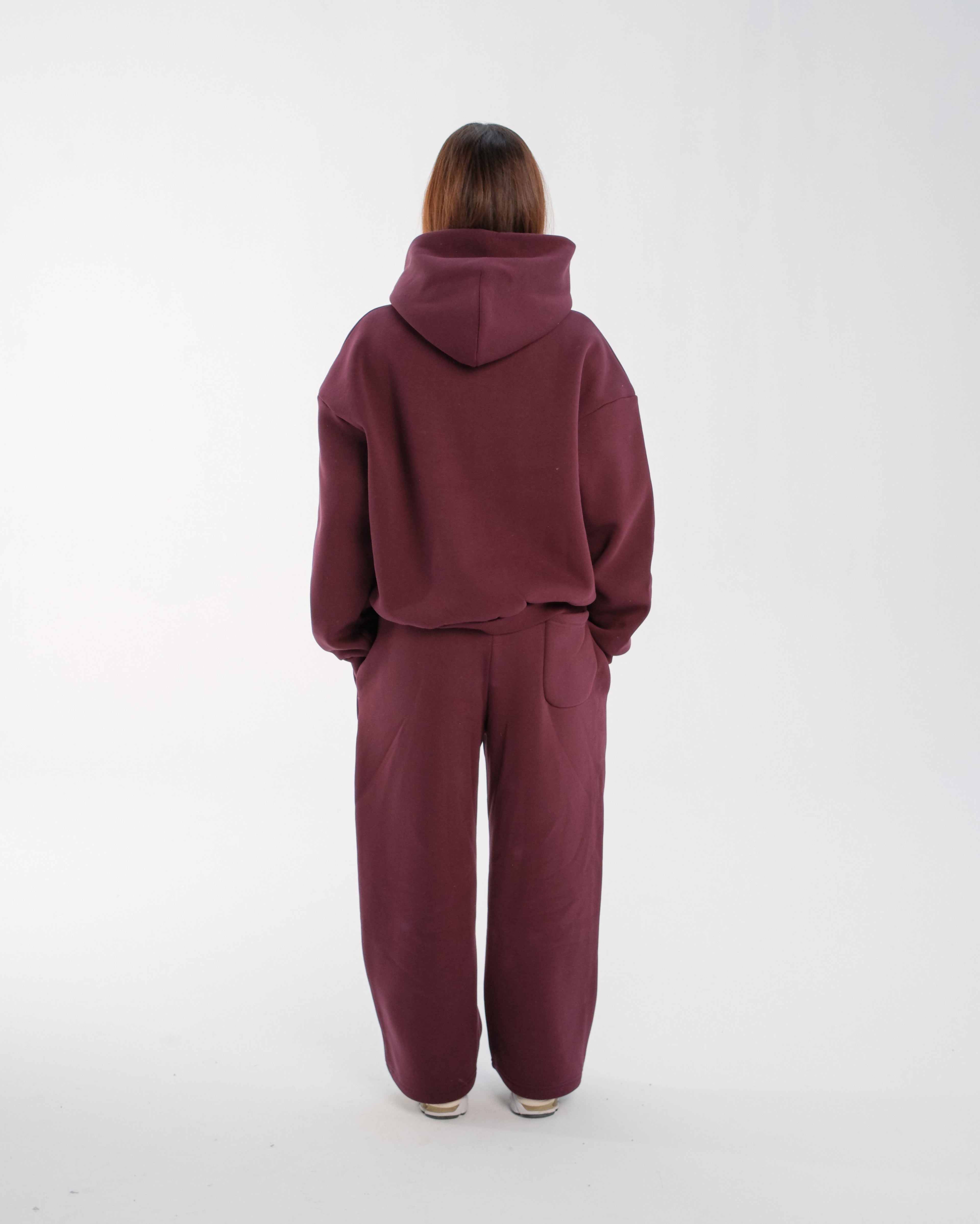 JUVE Signature Sweats in Dark Cherry