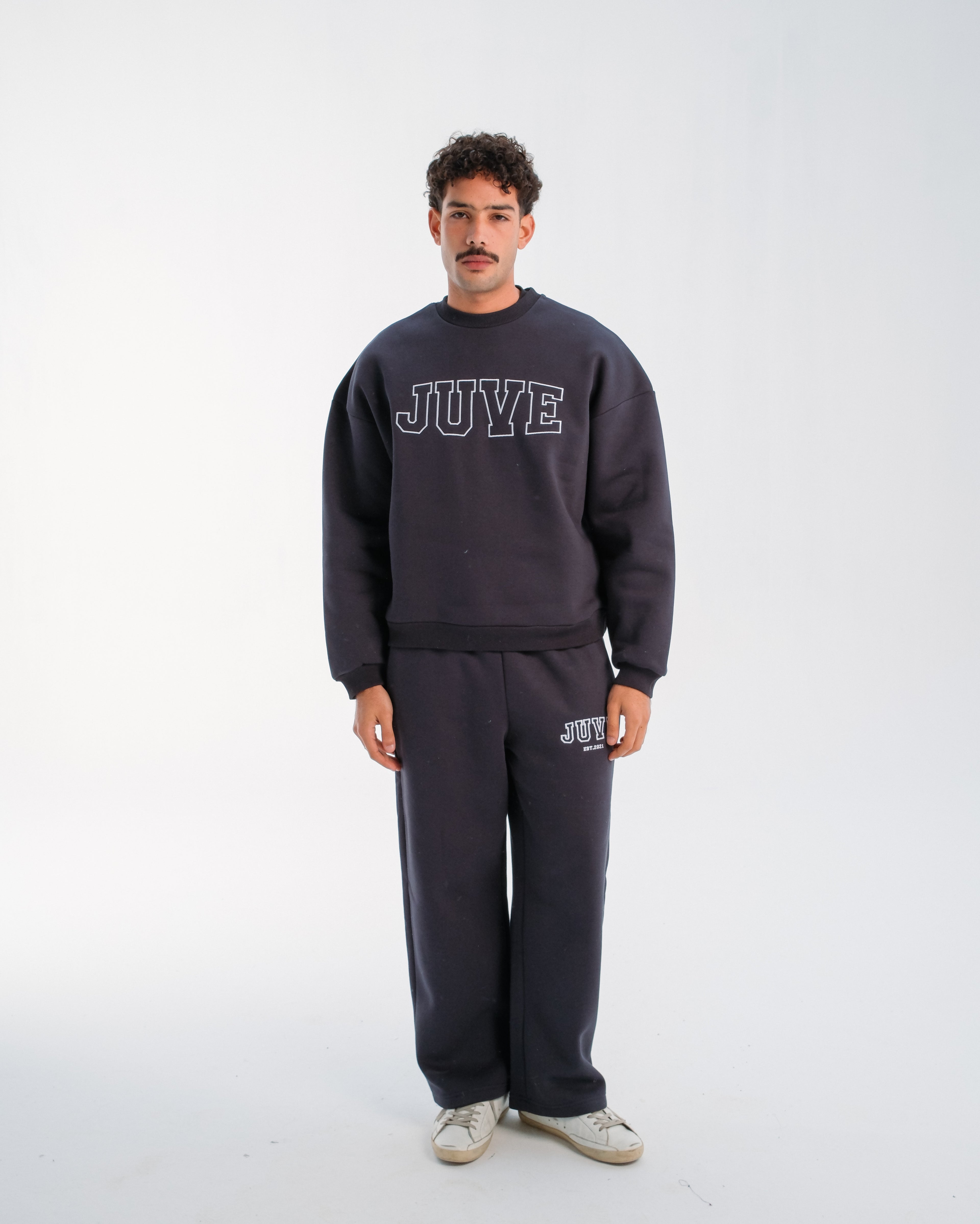 JUVE Signature Crewneck in Dark Gray