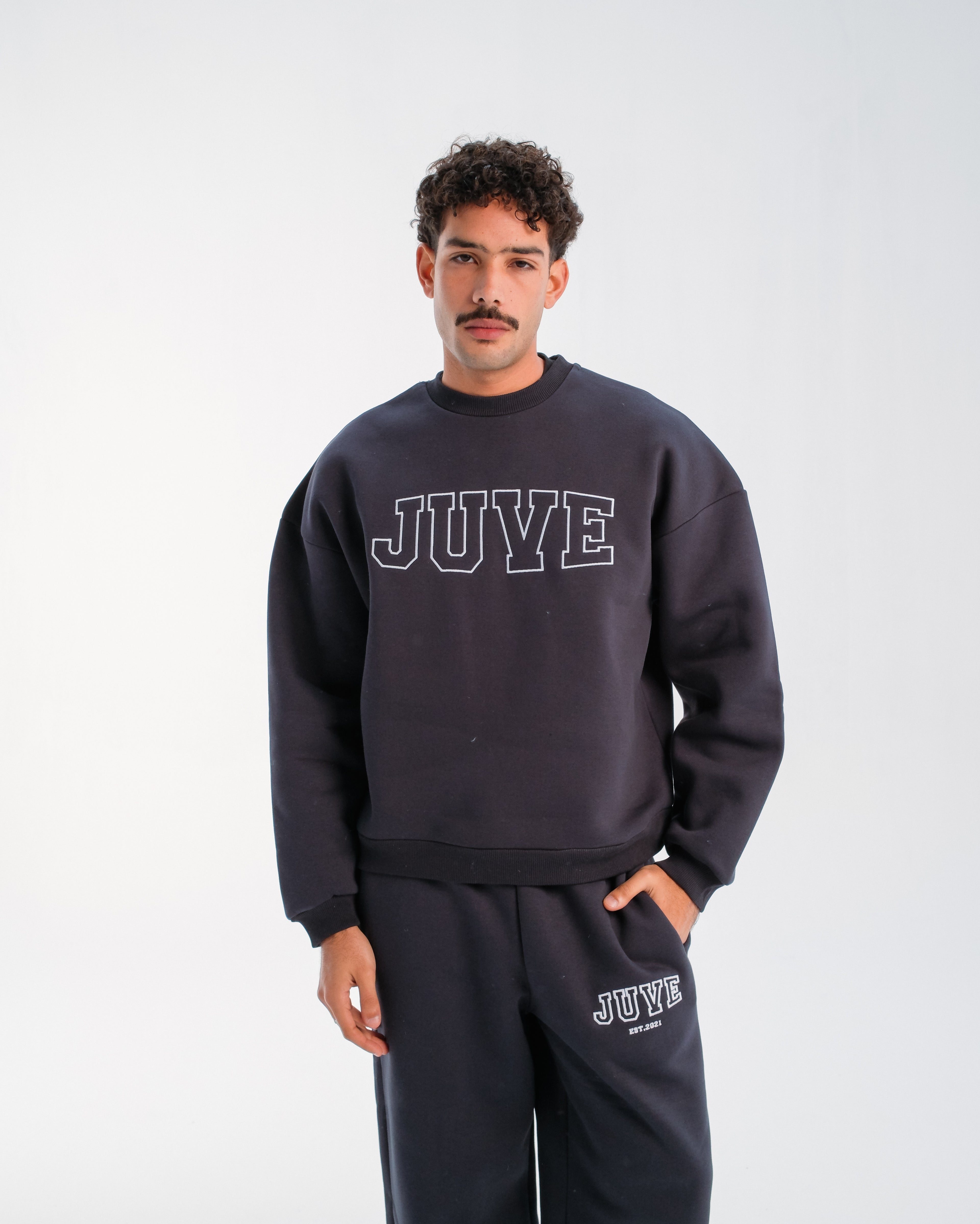 JUVE Signature Crewneck in Dark Gray