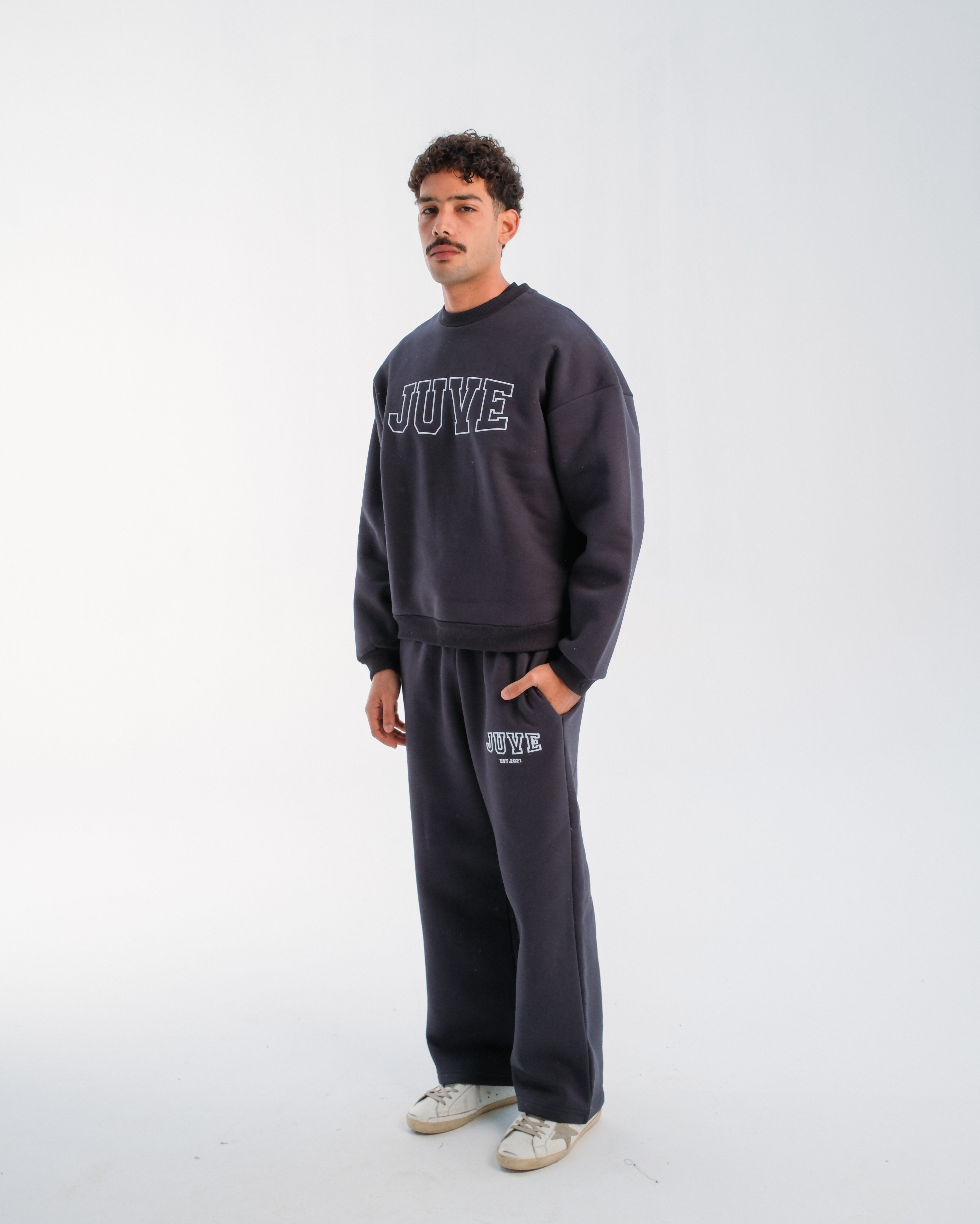 JUVE Signature Crewneck in Dark Gray