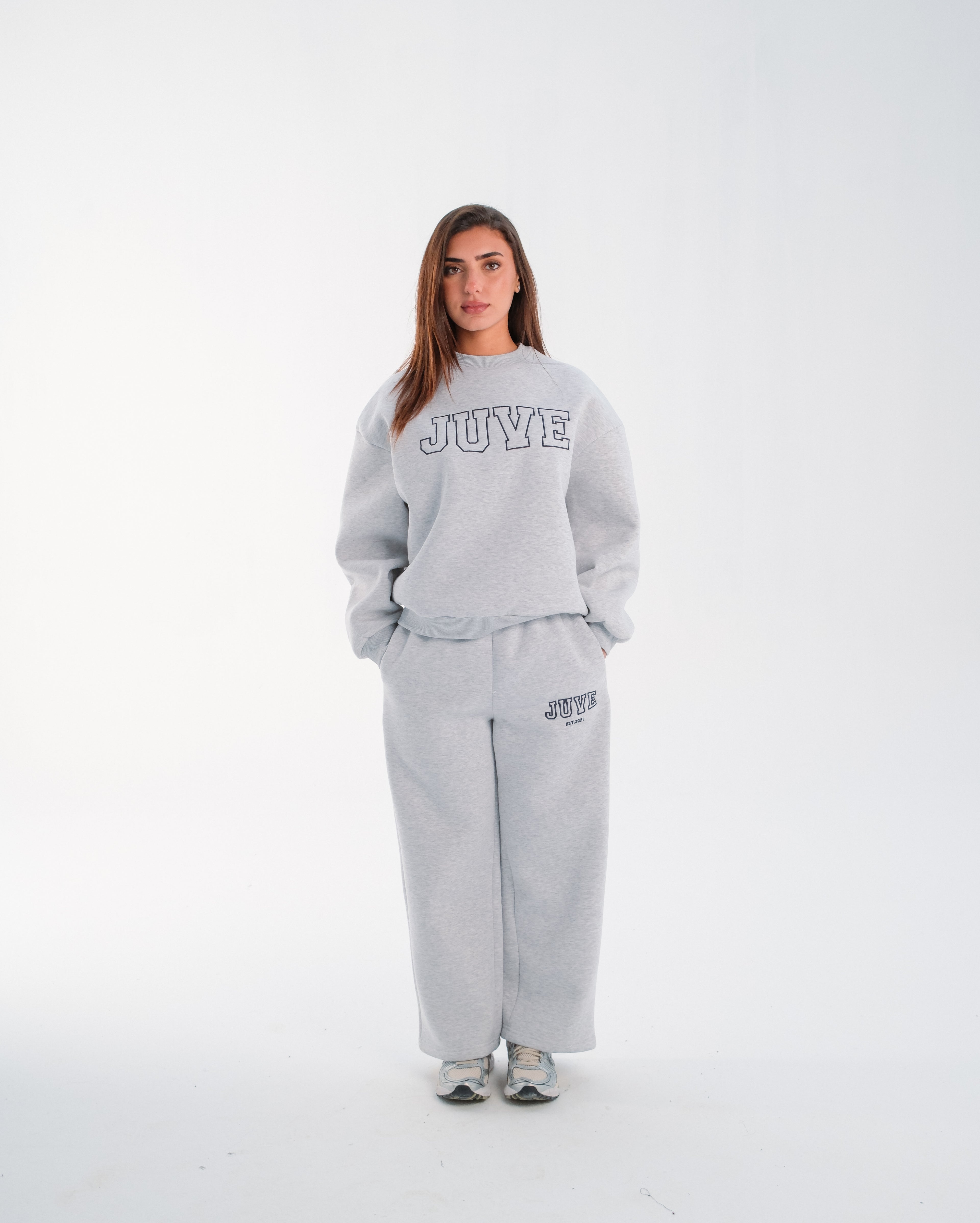 JUVE Signature Crewneck in Light Gray Melange