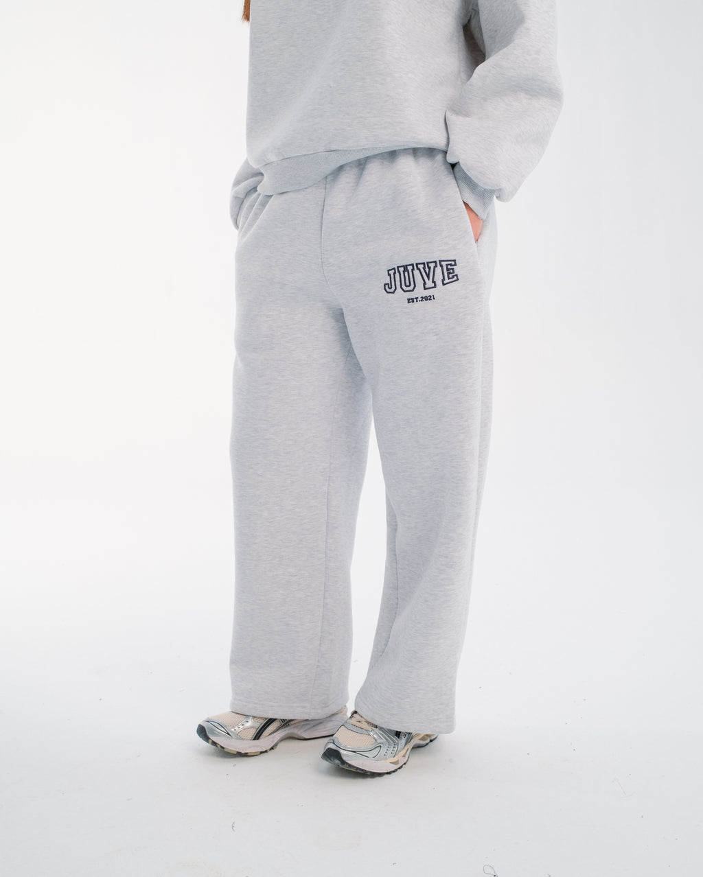 JUVE Signature Sweats in Light Gray Melange