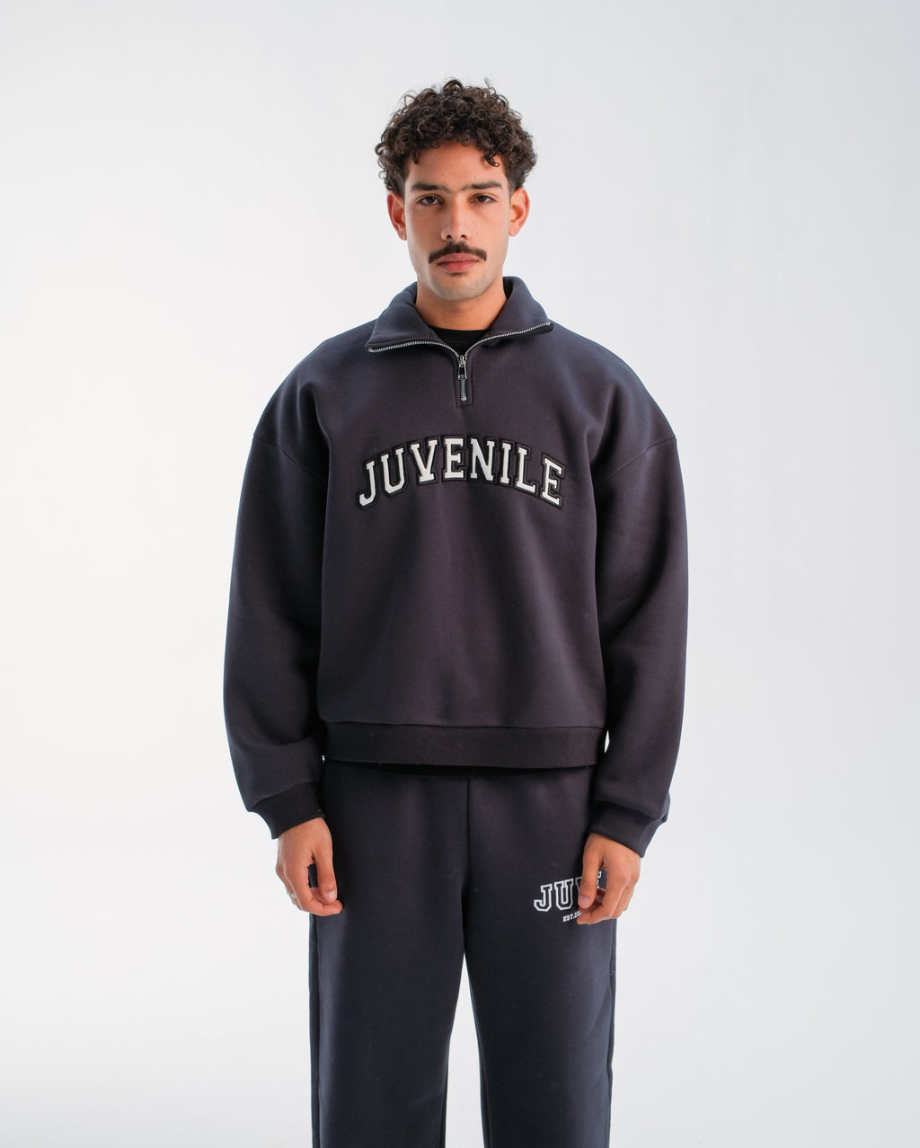 JUVENILE Signature Half Zip in Dark Gray