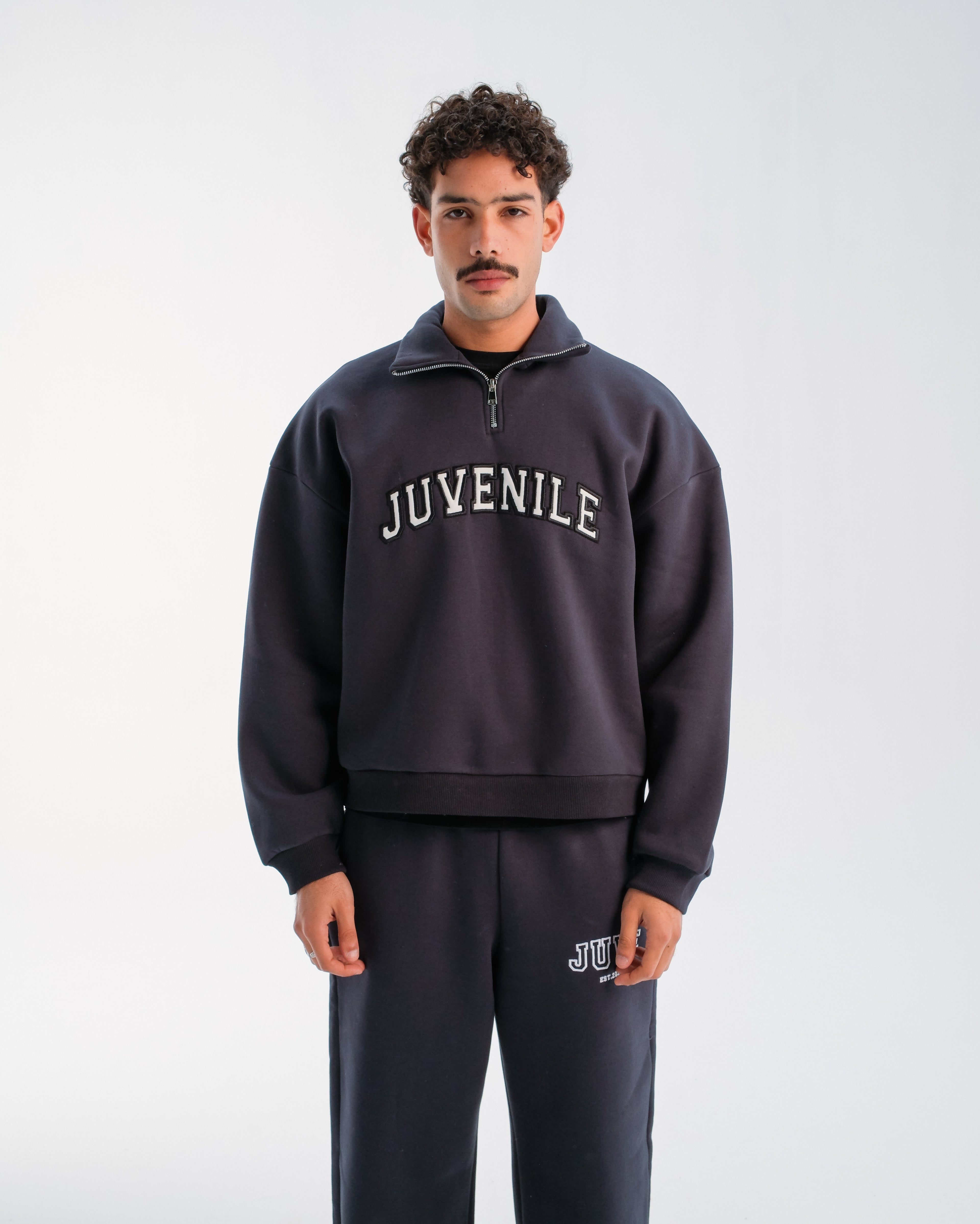 JUVENILE Signature Half Zip in Dark Gray