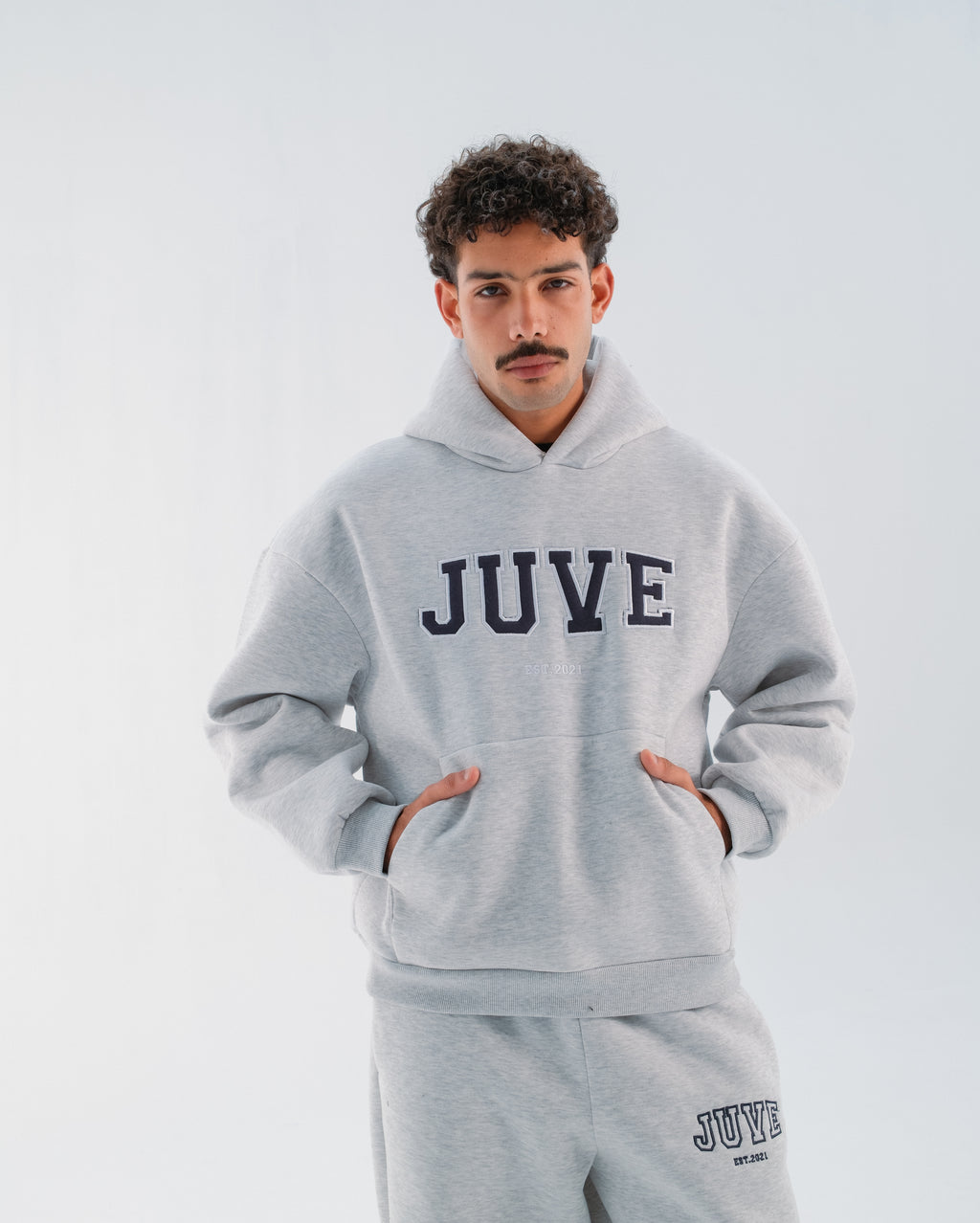 JUVE Signature Hoodie in Light Gray Melange
