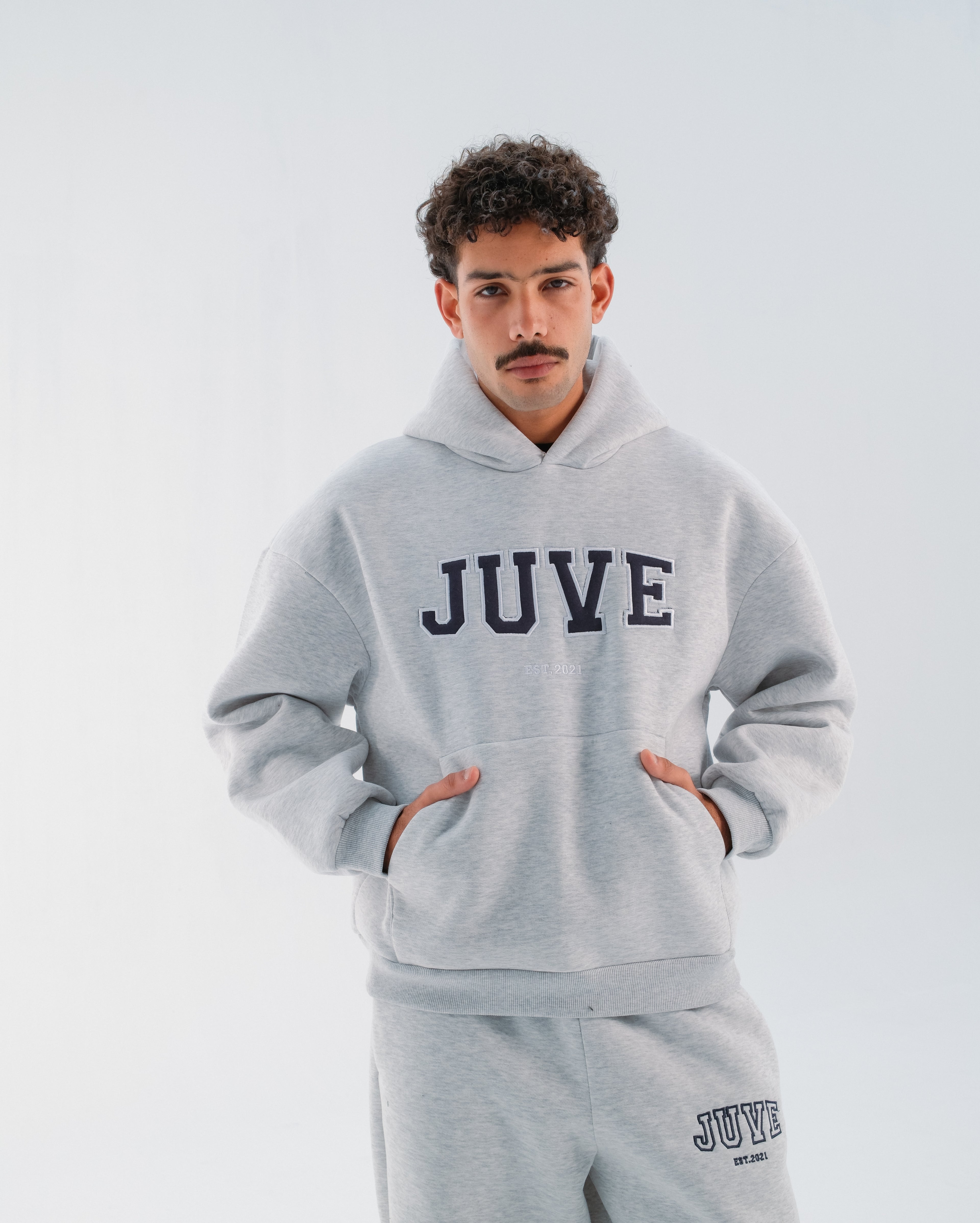 JUVE Signature Hoodie in Light Gray Melange