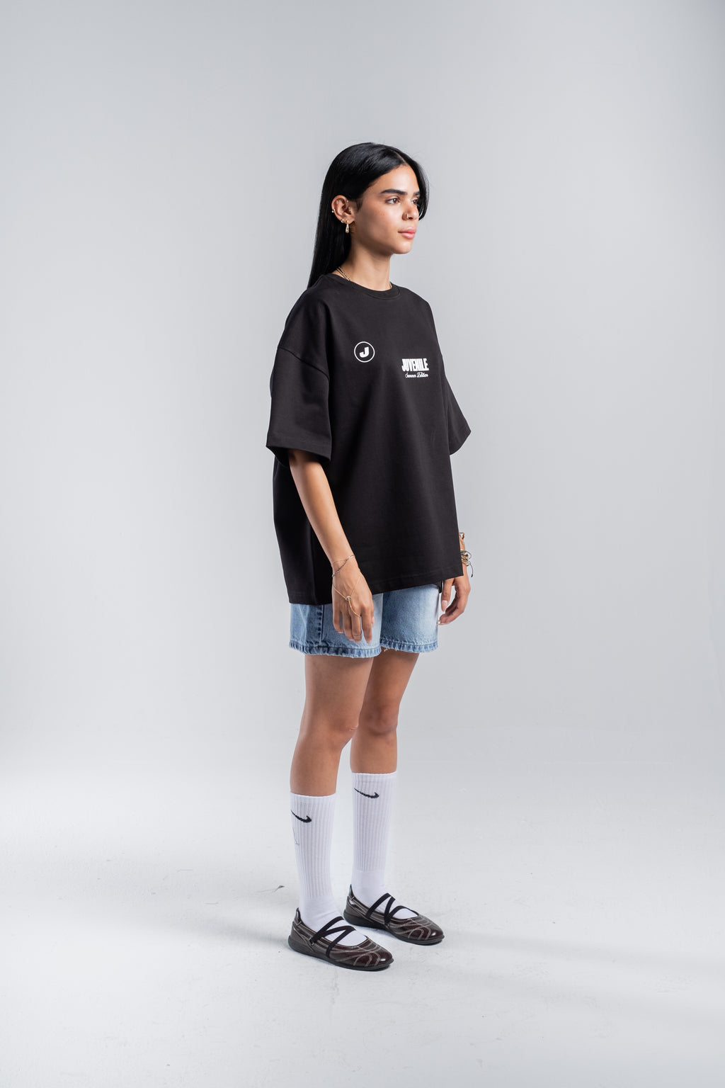 'Shuffle' Graphic T-shirt