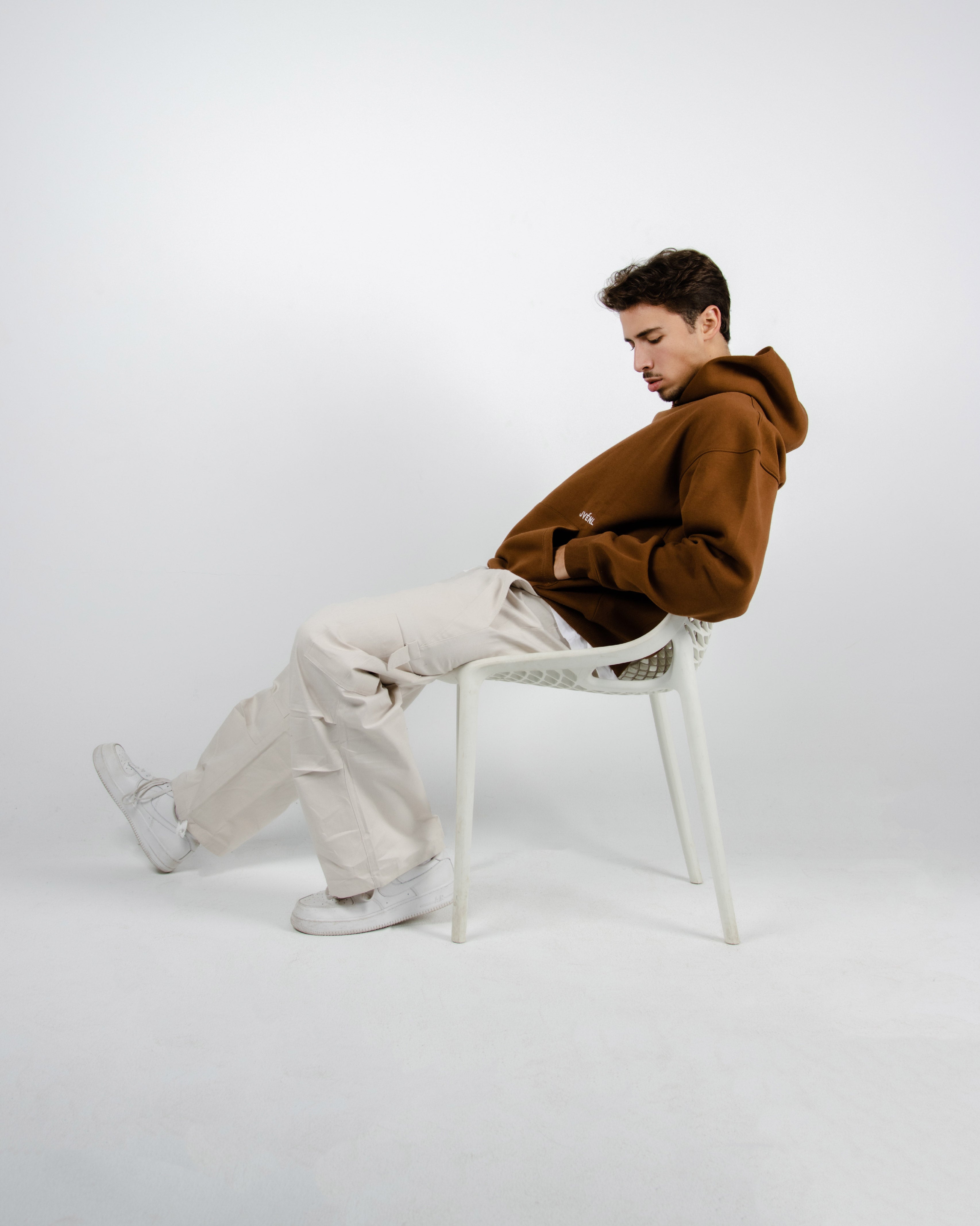 Men CHUTES in Cream
