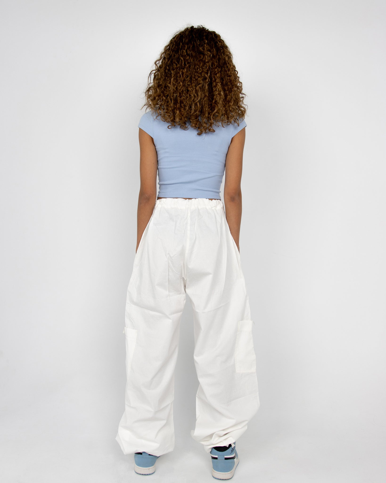 Chutes in Pearl White