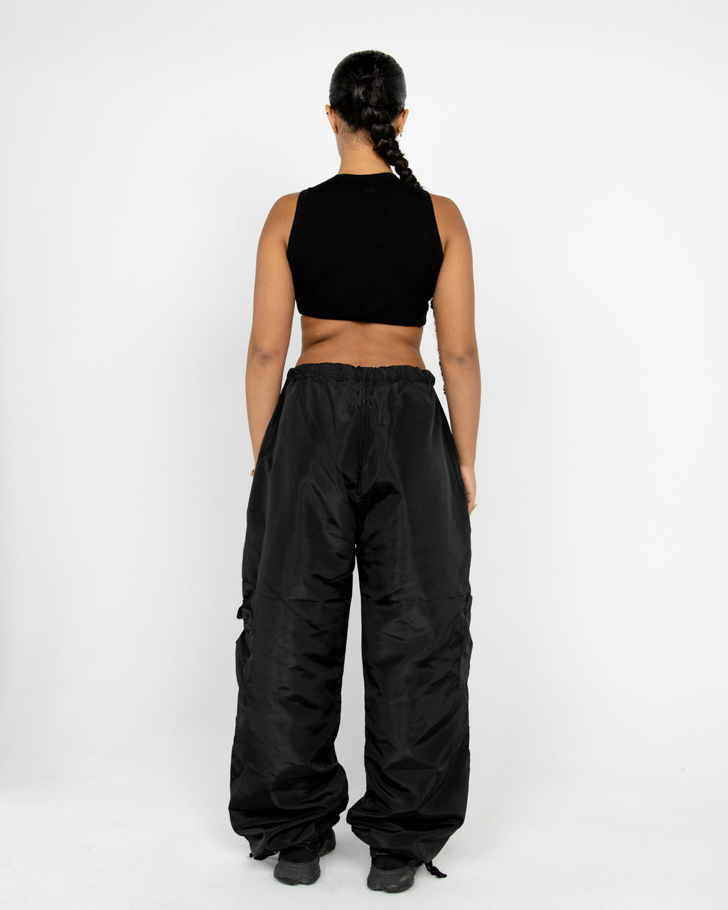 Chutes in Jet Black