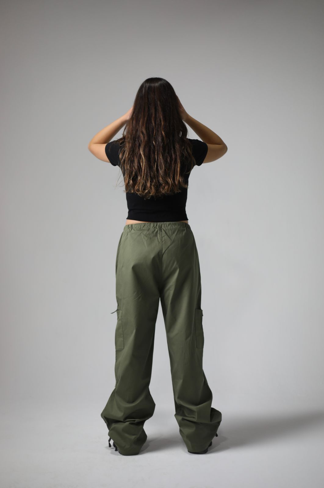 Chutes in Khaki
